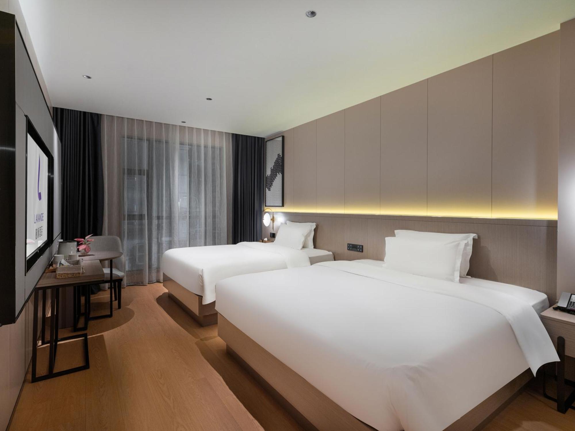 ลาวันเด โฮเต็ล กวางโจว ชือ ไพ เชียว เมโทร สเตชัน Hotel ภายนอก รูปภาพ