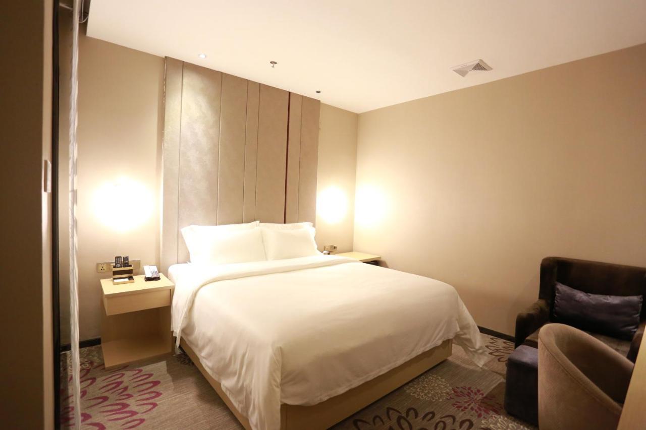 ลาวันเด โฮเต็ล กวางโจว ชือ ไพ เชียว เมโทร สเตชัน Hotel ภายนอก รูปภาพ